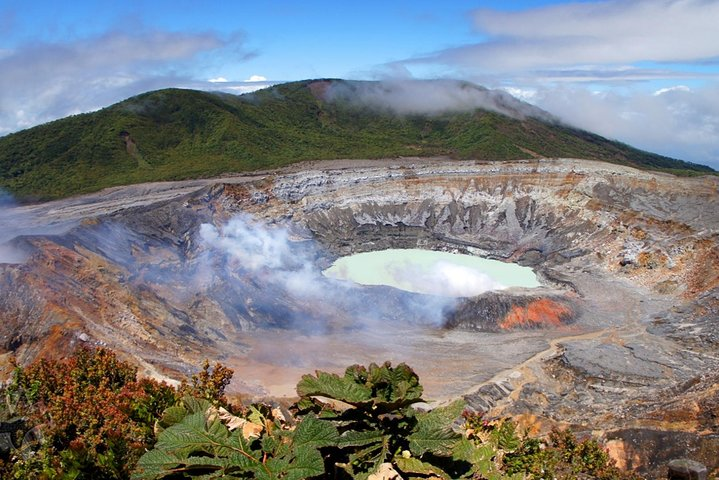 Volcan Crater
